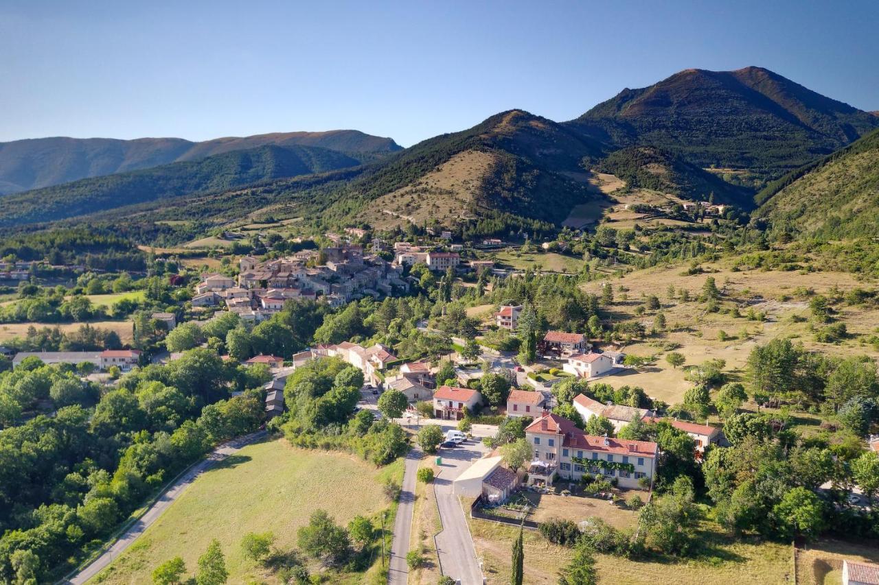 Atypique Detour Bed & Breakfast Rosans Exterior foto