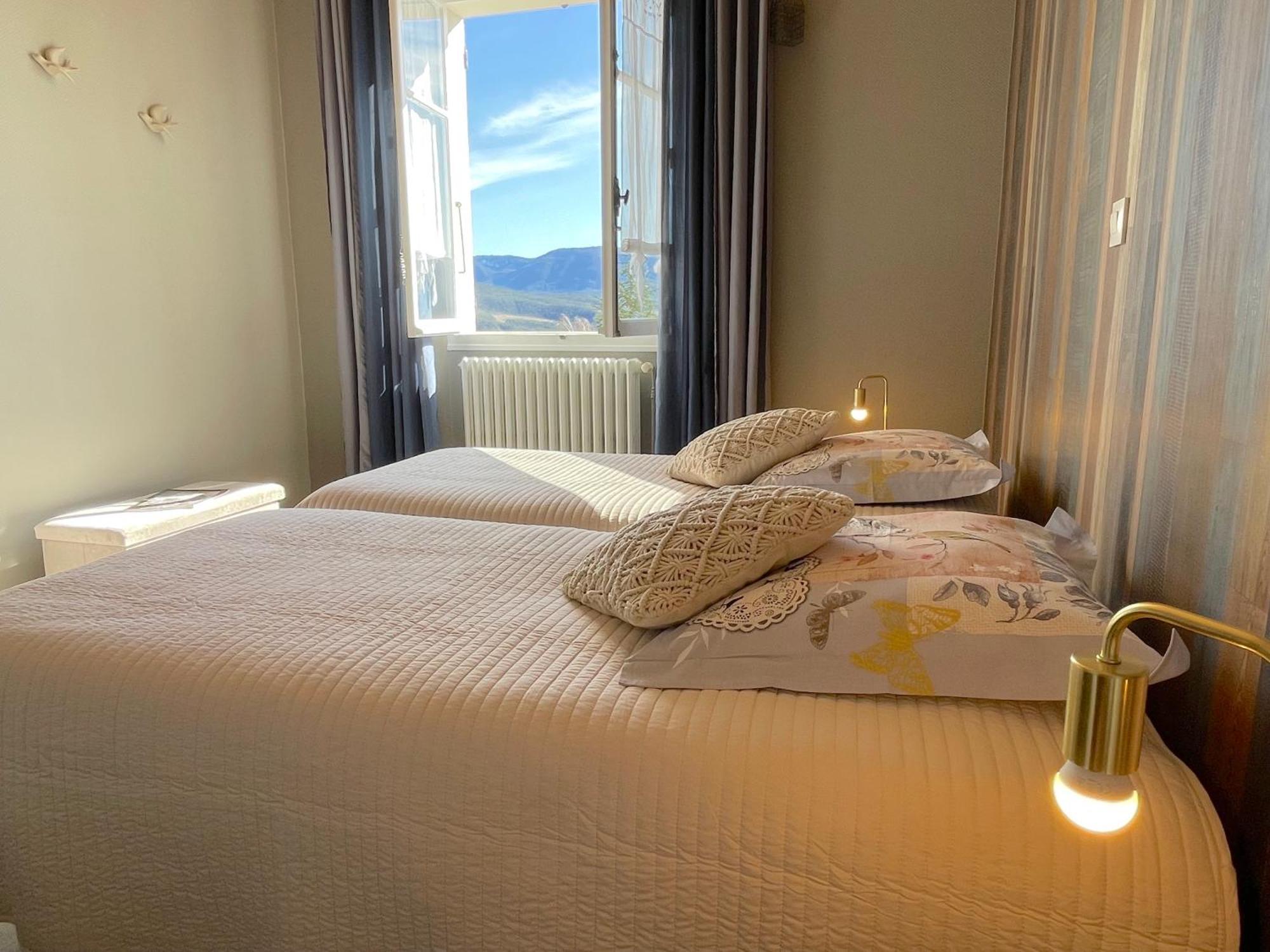 Atypique Detour Bed & Breakfast Rosans Exterior foto