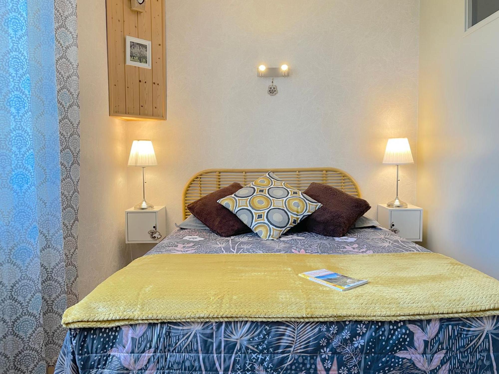 Atypique Detour Bed & Breakfast Rosans Exterior foto