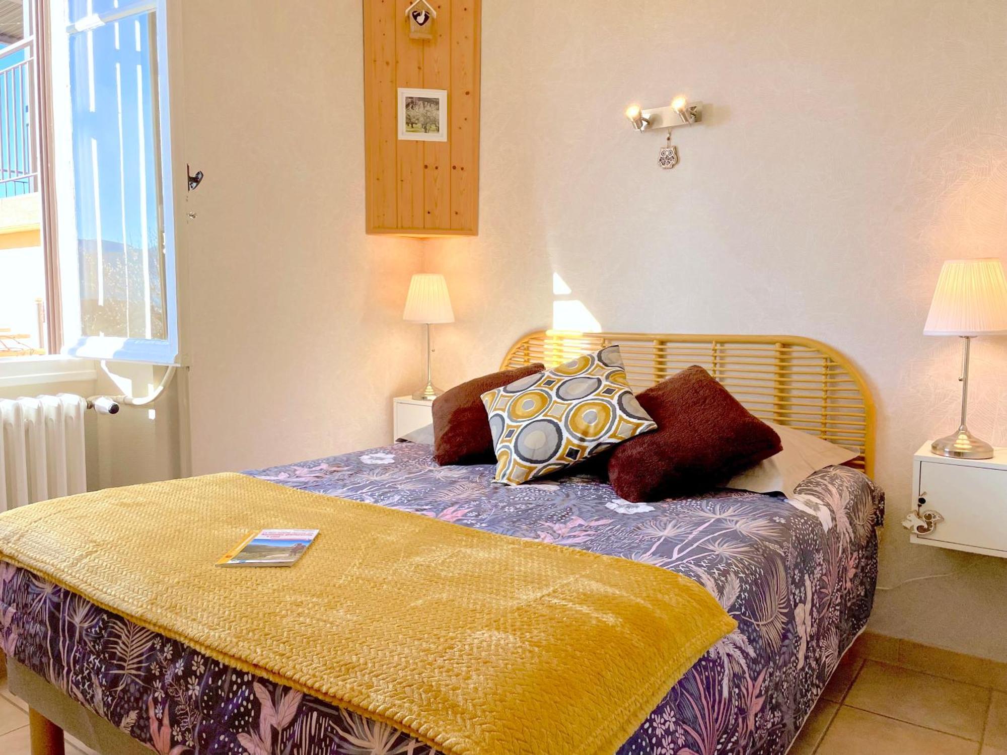 Atypique Detour Bed & Breakfast Rosans Exterior foto